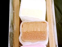 慕斯白玉卷-欧式面包坊(青岛万象城店)