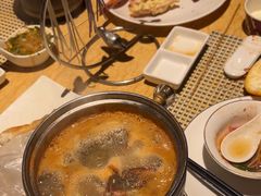 -雍和会海鲜姿造自助(湖东路店)