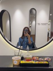 -SWANK SALON