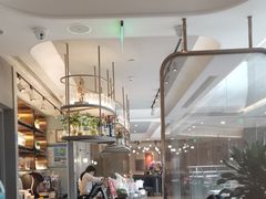 -港丽餐厅(来福士店)