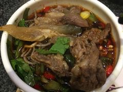 -名门潮牛·鲜牛肉海鲜火锅.烧烤自助餐厅(诚丰广场店)