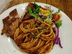 肉酱面-汽车博物馆主题餐厅