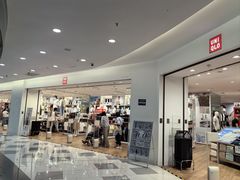 -优衣库(上海虹口龙之梦店)