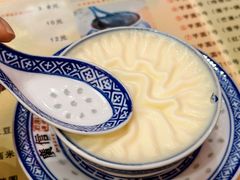 -广信牛奶甜品世家(台东店)