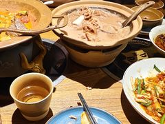 -吃饭皇帝大土家民族菜(正大广场店)
