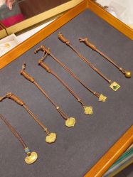 -Cindy Jewelry·钻戒·彩色宝石