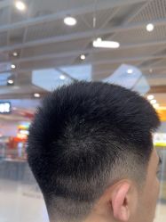 -川和潮人