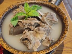 -隔壁老王·家常云南菜(花巷店)