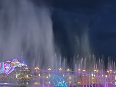 -布尔津河堤夜市