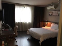 -锦江之星品尚(武汉协和医院取水楼地铁站店)