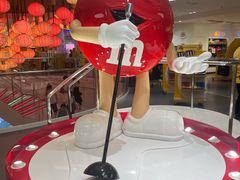 -m豆巧克力世界(上海世茂广场店)