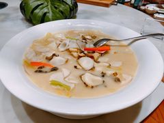 -泓历皇朝酒店(东亭店)