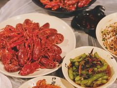 -巴厘龙虾·榜首油焖大虾(洞庭·艺术洋房店)