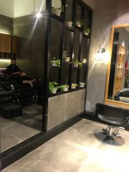 点击看大图 -时尚殿堂明星门店
