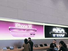 -Apple零售店(华贸购物中心店)