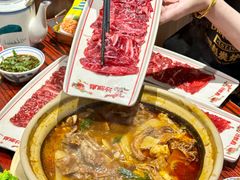 -沙胆彪炭炉牛杂煲(上海日月光广场店)