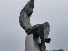 -李自健美术馆