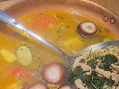 -洱火云南酸菜牛肉火锅(石景山当代商城店)