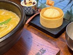 -银米·云南传统过桥米线(双廊黑金冠店)
