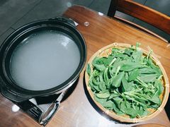 现烫鸡汤鸡毛菜-小徽舟臭鳜鱼(雅清街店)