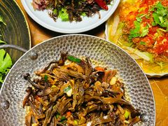 -雀舞云南菜(天津天河城购物中心店)