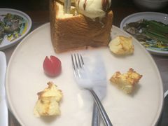 面包诱惑-前海沿·青岛菜(大拇指广场石老人店)