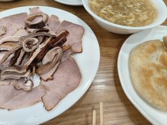 -李连贵熏肉大饼(沈阳站店)