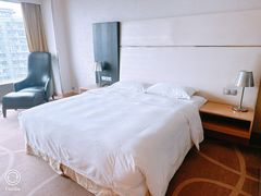 -上海虹桥西郊假日酒店