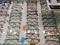 -锦泉眼视光中心(海珠广场店)