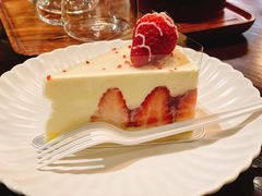 草莓法式奶油蛋糕-黑草莓(重庆路店)