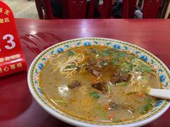 -金杨拉面王小吃面馆·牛三宝面·红烧牛肉粉