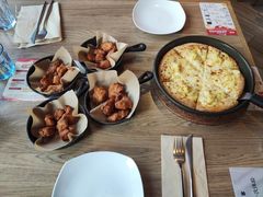 -必胜客(新中纬店)