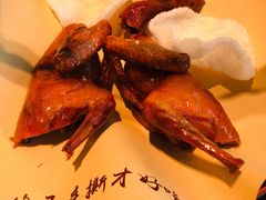-鸽子侯·家宴·平价海鲜(市图书馆店)