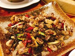 -滇香肴·云南菜蒸汽石锅鱼(云南北路店)