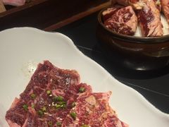 -山川小町·极番烧肉(新地假日广场店)