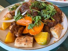 -丝路天山酒店(国际大巴扎店)