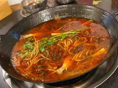 -鸿顺老铁锅美蛙鱼府(解放碑店)