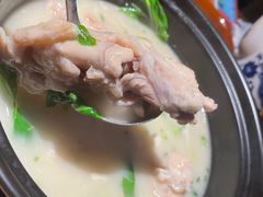 -半步颠小酒馆(繁花中心)