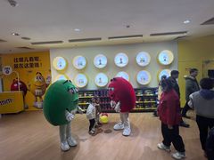 -m豆巧克力世界(上海世茂广场店)