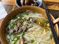 -正宗李家土鸡米线店