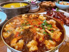 -老滇山寨•云南特色菜•地方菜•民族风情歌舞表演(金碧店)