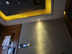 -江南足纪·影院足道·轻奢SPA(笋岗HALO广场店)