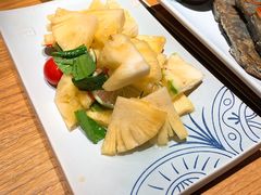 青柠檬拌鲜菠萝-云海肴·汽锅鸡·云南菜(高德置地店)