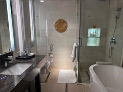 -青岛海尔洲际酒店