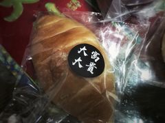 嚼劲日式盐面包-富贵面包公司(运河店)