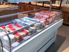 -格瑞思动物奶油生日蛋糕(圆融店)