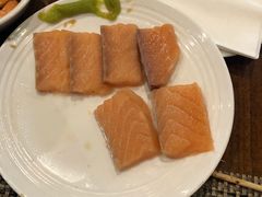 -梁鸿湿地丽笙度假酒店大堂吧