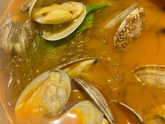 -何记花甲(海岸城旗舰店)