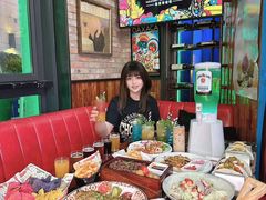 -Famous肥猫墨西哥音乐餐吧(五棵松华熙LIVE店)