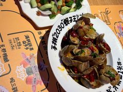 -喝丢一只鞋海鲜烧烤·海肠捞饭(东关街店)